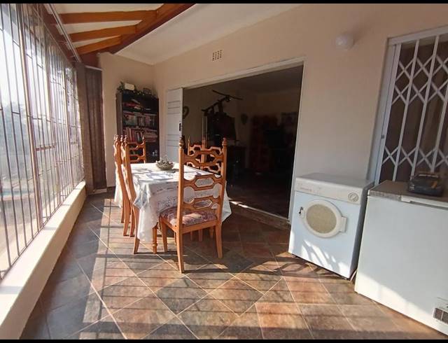 3 BEDROOM HOUSE FOR SALE IN WOODMERE